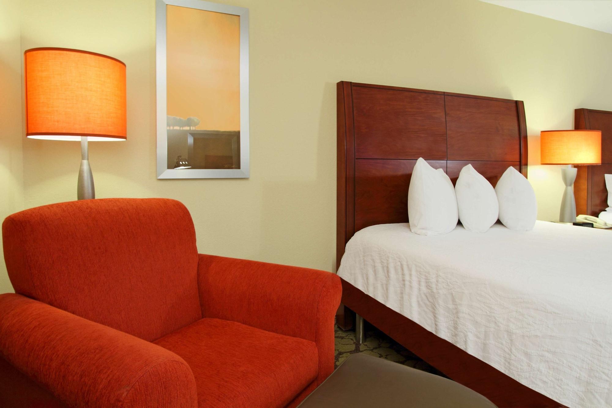 Hilton Garden Airport 3* Columbus